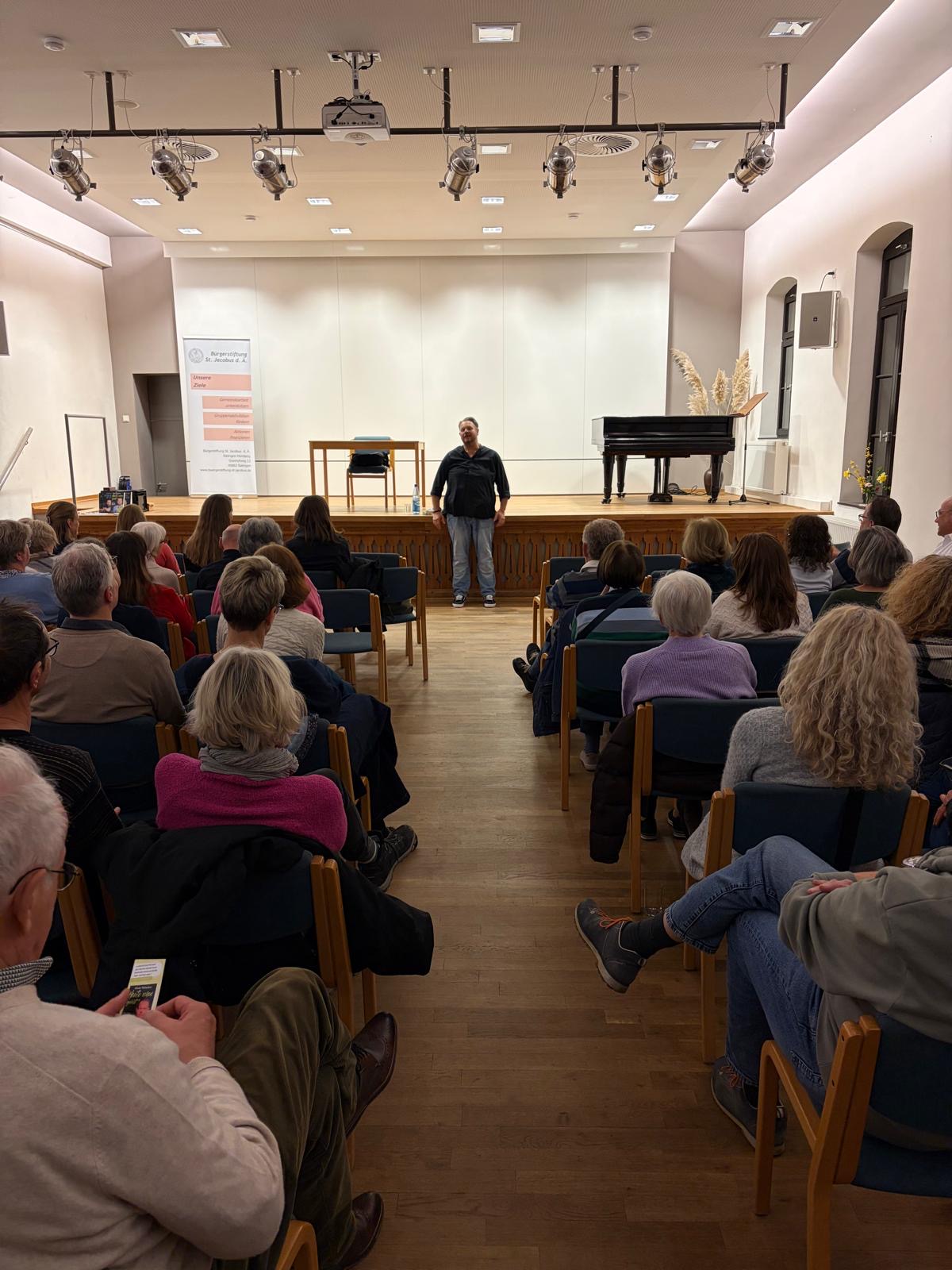 Lesung Oliver Fischer mit Publkum am 25.03.2026